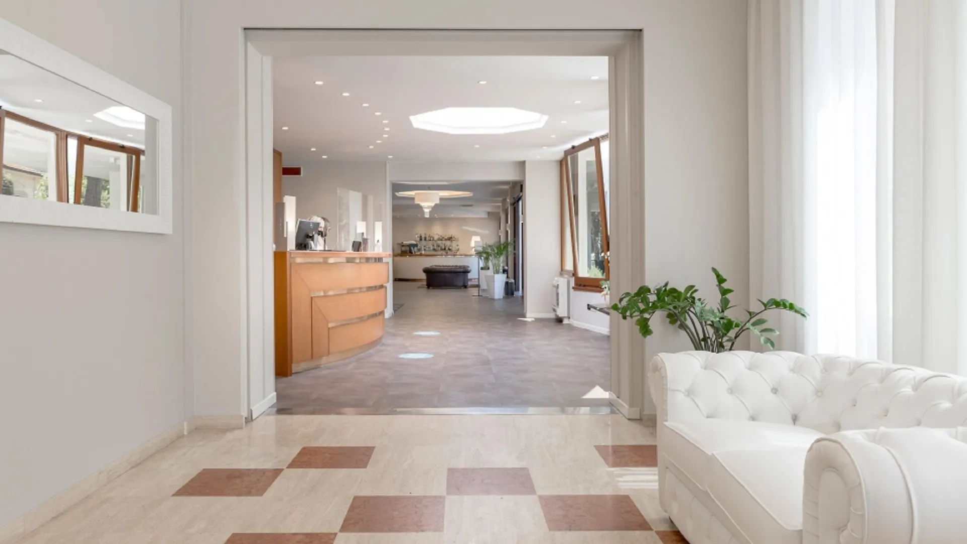 Litoraneo Suite Hotel Rimini 4*,  İtalya