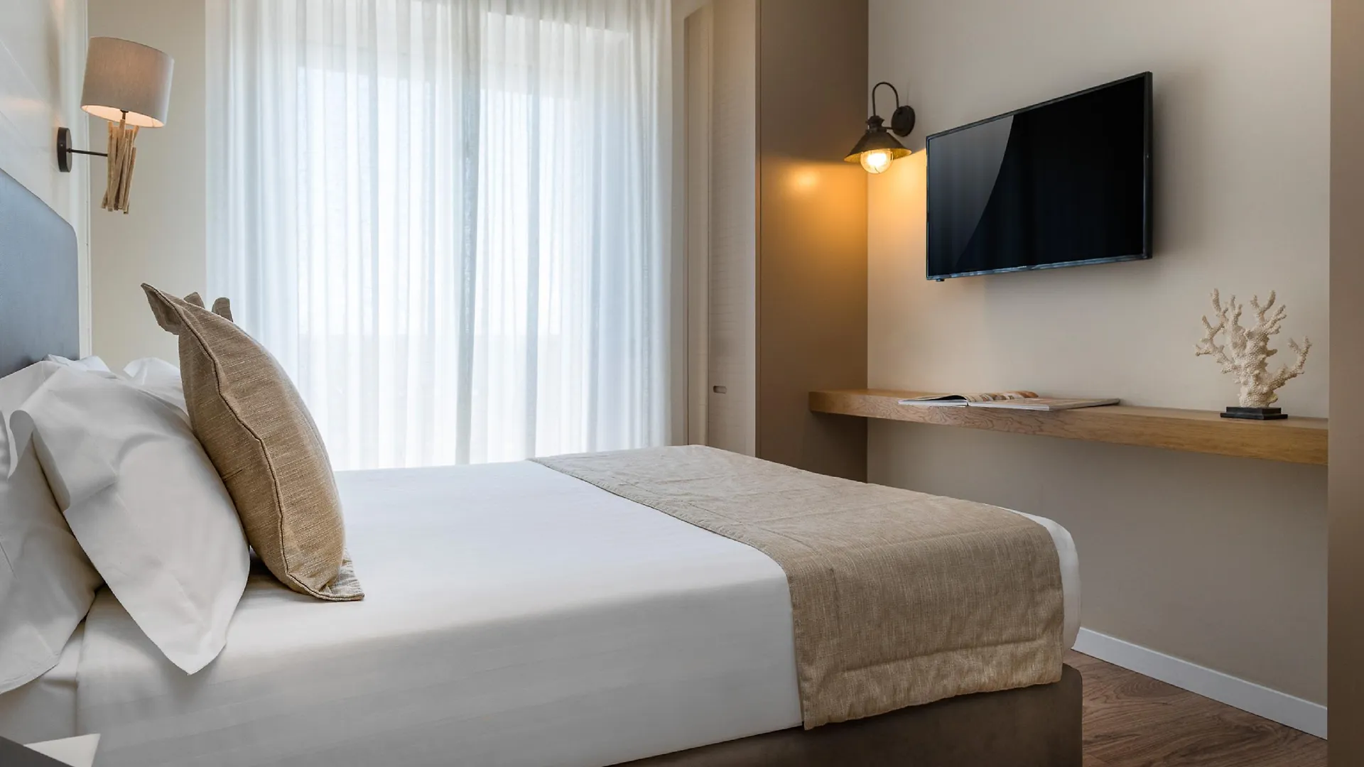 ****  Litoraneo Suite Hotel Rimini Italy